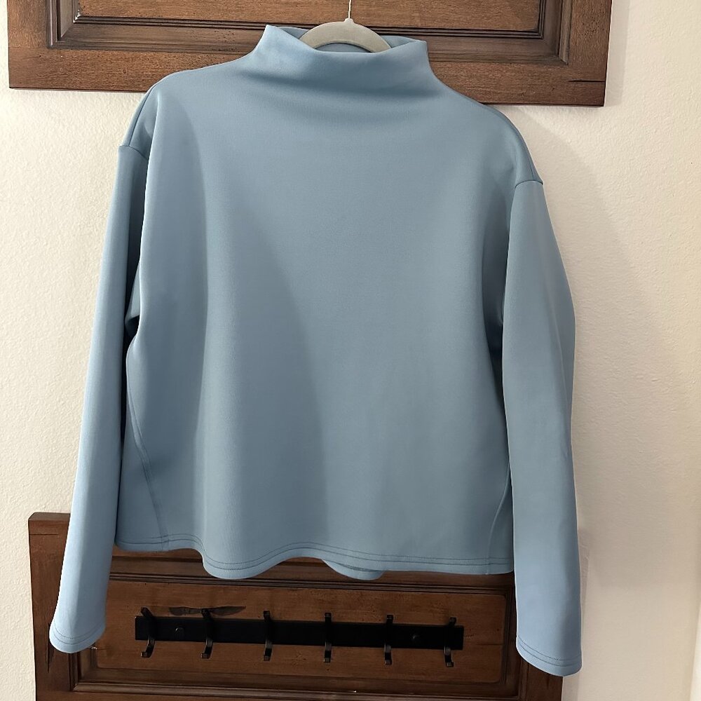 ADAY Like a Boss Pullover, Mist, size Medium